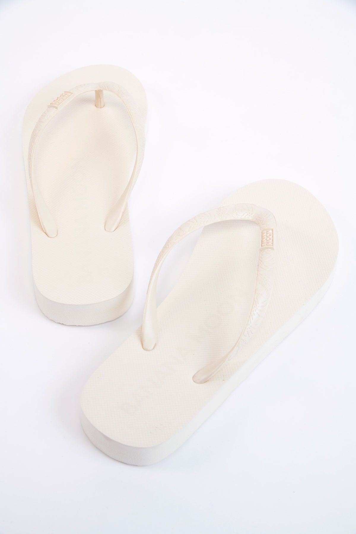 Banana Moon Flip-Flops Ecru SWAINS TAHUATA