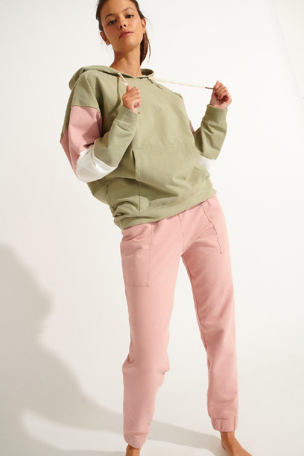 Banana Moon JOGGERS Pink COZY MODELO
