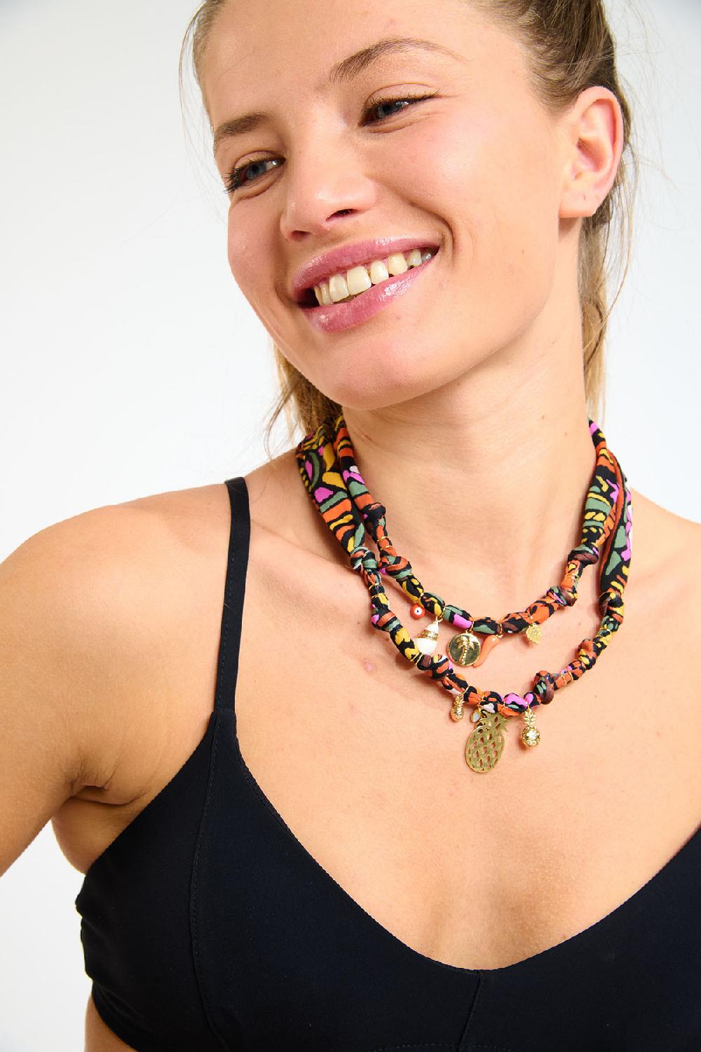 Banana Moon Long Necklace Black BIGRUB CHOCKER