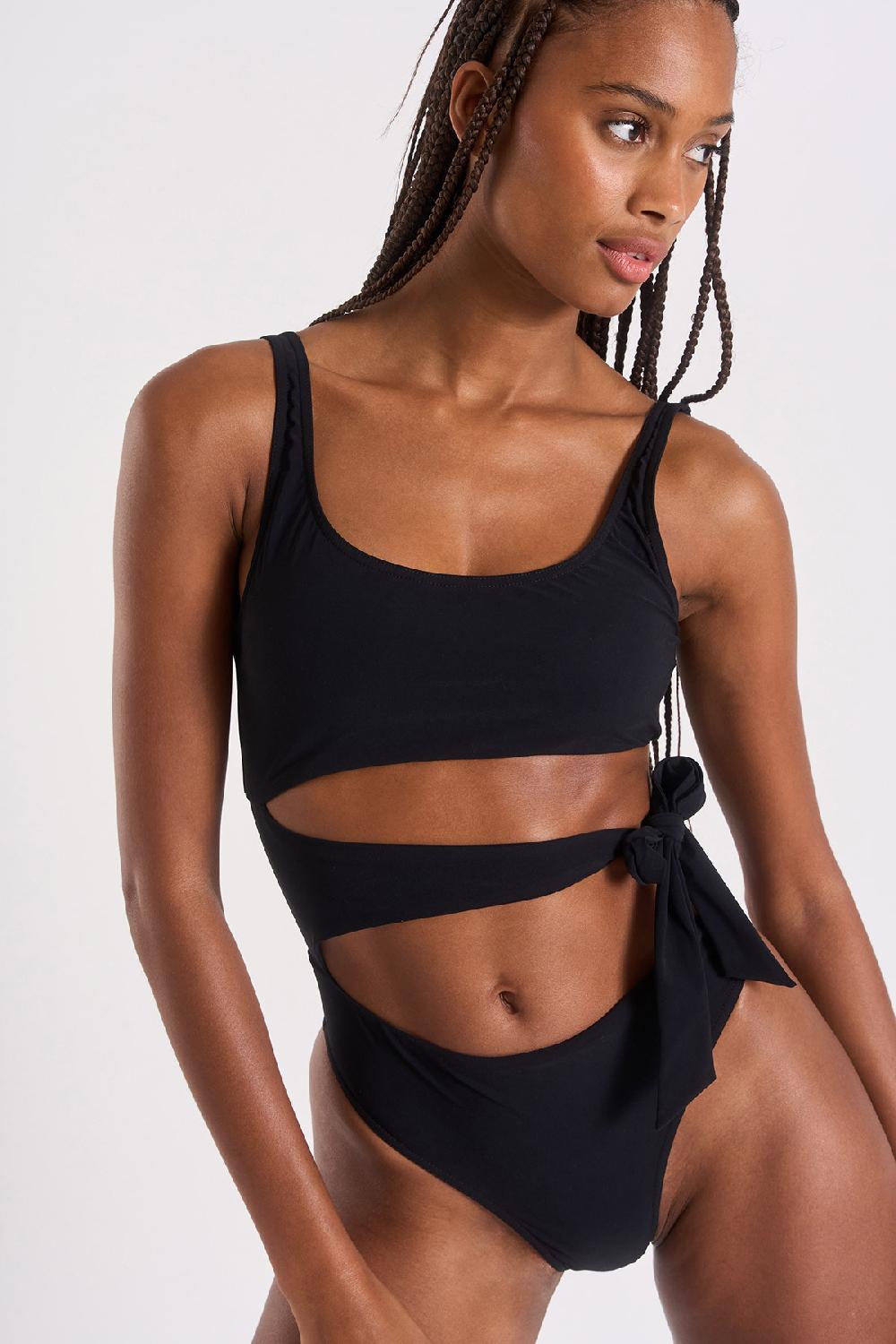Banana Moon ONE PIECE Black TREASURE BLACK