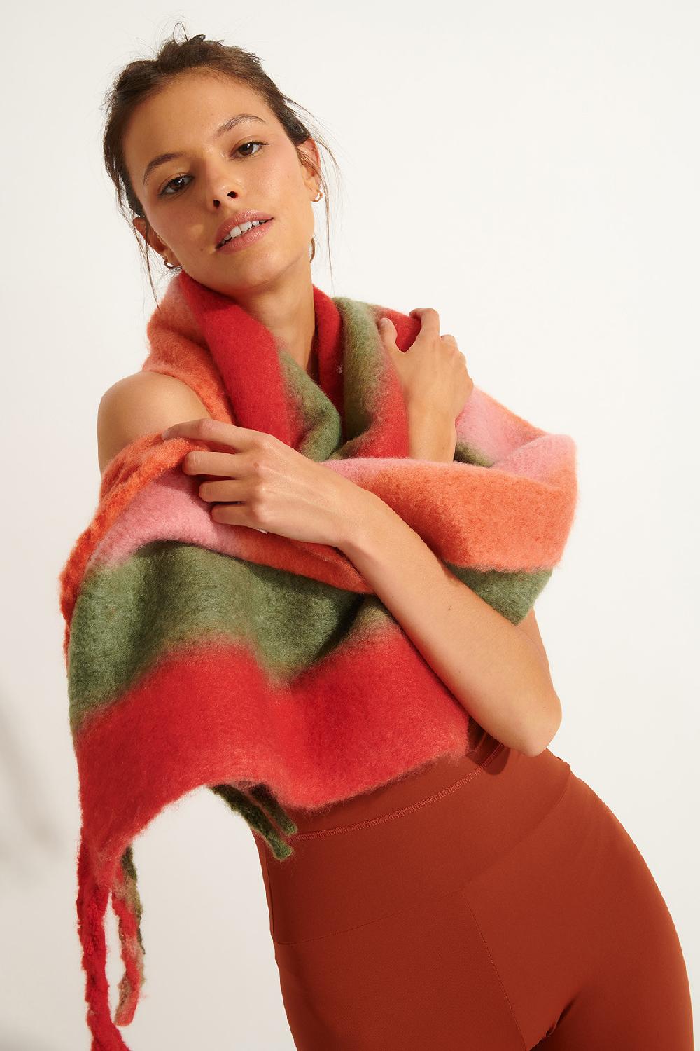 Banana Moon Scarfs Red FELLOWS TRESCOT