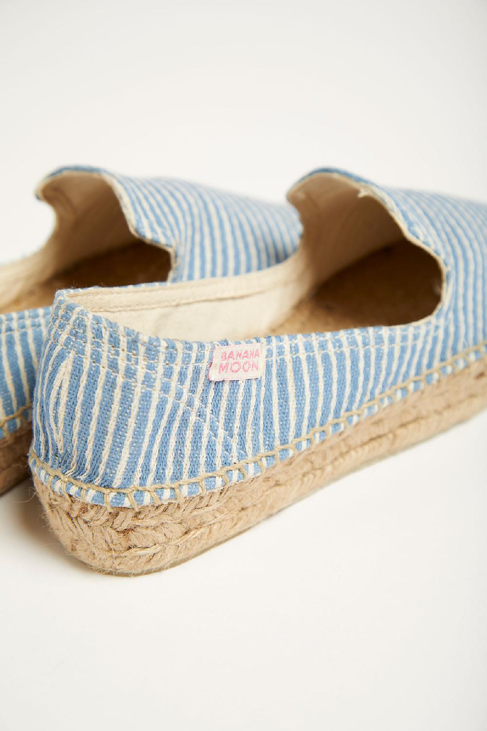 Banana Moon Shoes Blue VERAO TYLANE