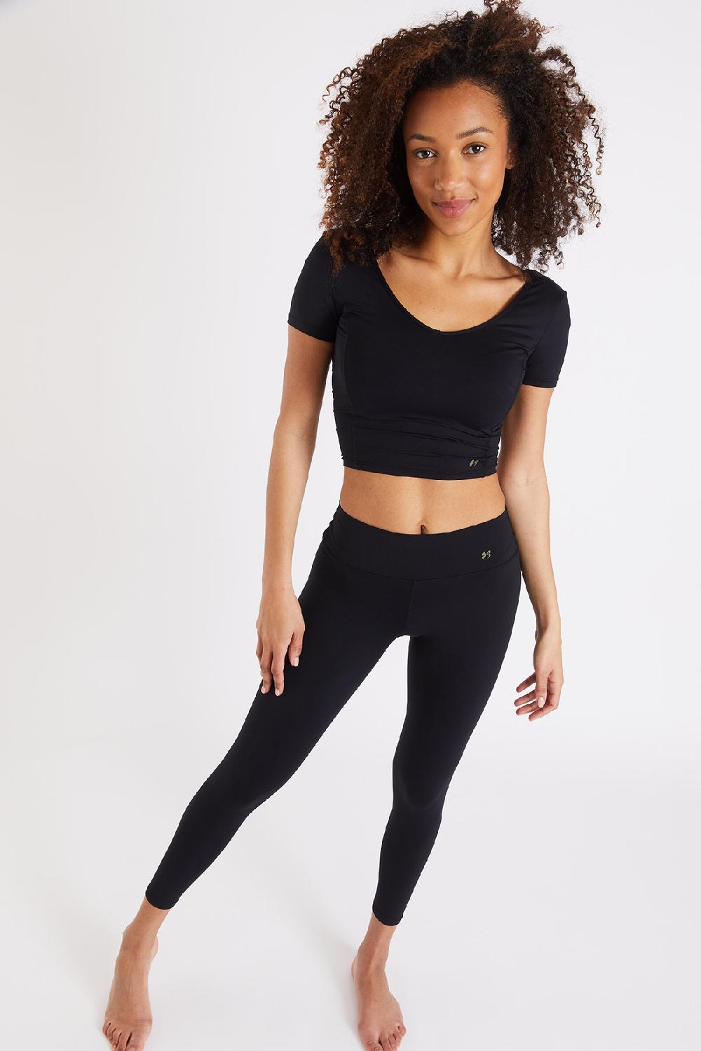 Banana Moon T-shirt Black MANTRA WELLNESS