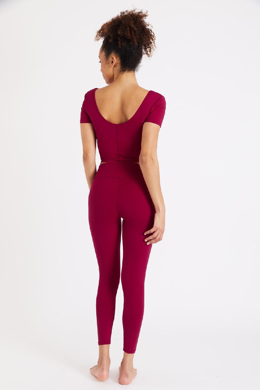 Banana Moon T-shirt Red MANTRA WELLNESS