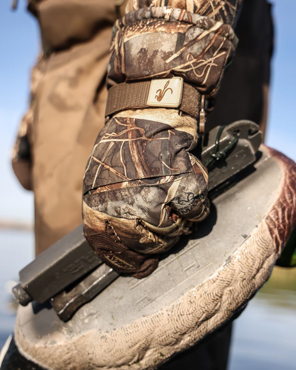 Banded Avery Originals Heavyweight Soft Shell Glove