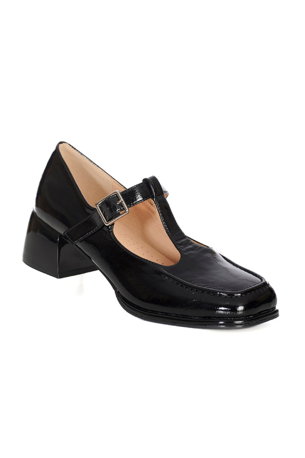 Banned Alternative Banned Alternative UNFORGETTABLE ELIZABETH PUMPS