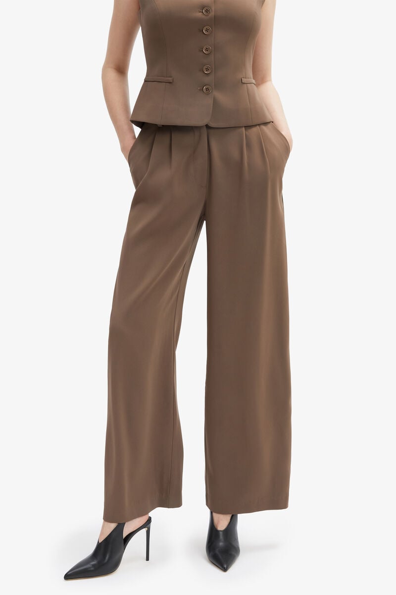 Bardot Sloane Straight Leg Pant In Brown