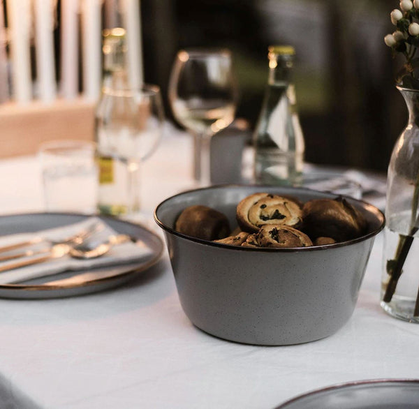 Barebones Enamel Mixing Bowl Set
