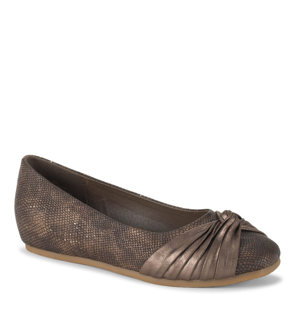 baretraps Chainey Casual Flat