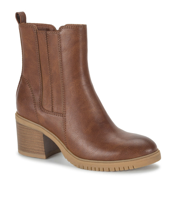 baretraps Feeney Block Heel Boot