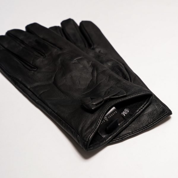 Barneys Originals Women’s Black Leather Gloves With Bow Detailing