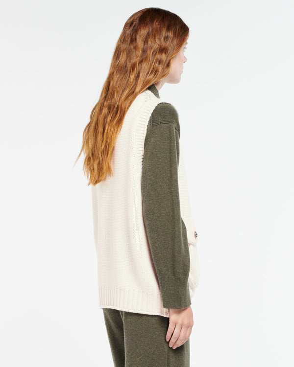 Barrie Cardigan épais Sans Manches à Boutons Dorés