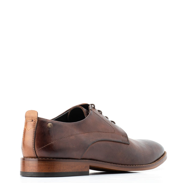 Base London Script Washed Derby Shoes Brown