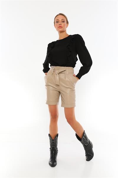 basics and more Basics&More Women Belted Beige Leather Shorts - S01