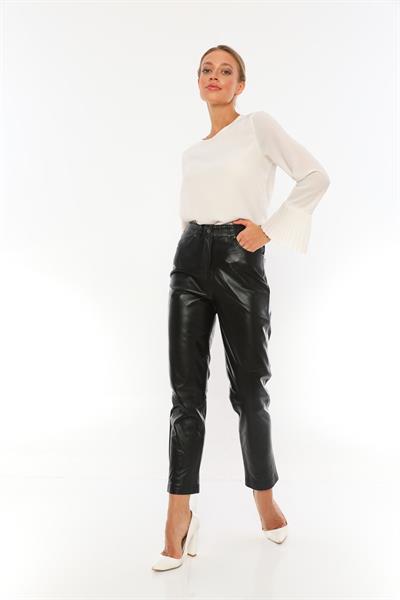 Basics And More Basics&More Women Five Pocket Black Leather Trousers - P02