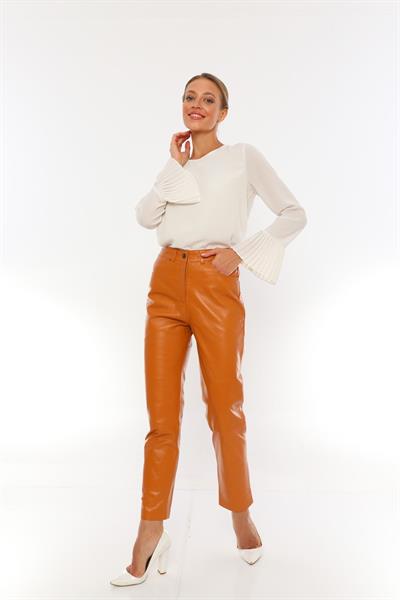 Basics And More Basics&More Women Five-Pocket Camel Leather Trousers - P02