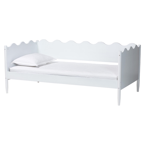 baxton studio Baxton Studio Malaya Modern White Wood Twin Daybed with Scalloped Edges