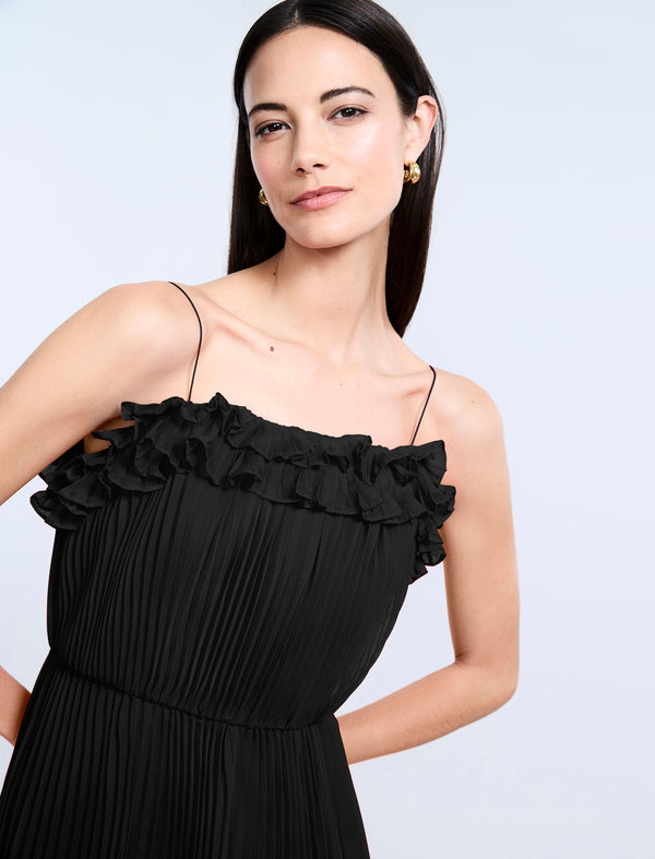 Bcbgeneration Shirring Ruffle Gown Black