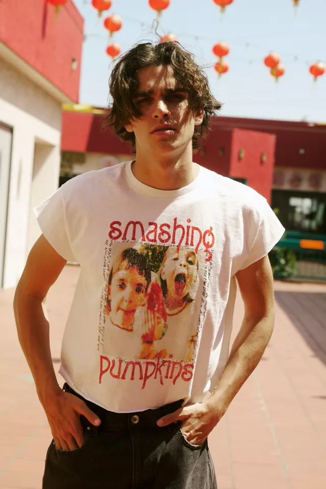 bdg urban outfitters Backstage Graphic Cropped Muscle Tee