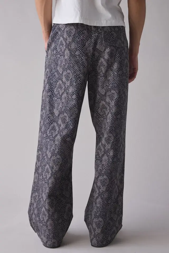 Bdg Urban Outfitters BDG Nitro Camo Canvas Baggy Fit Pull-On Pant