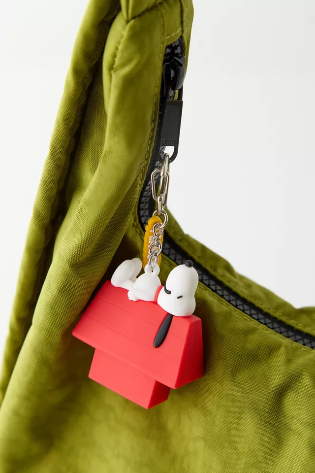 bdg urban outfitters Peanuts Snoopy Keychain