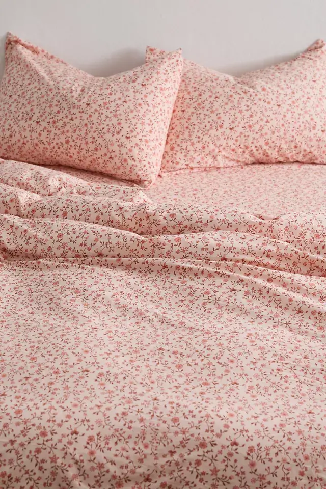 bdg urban outfitters Clarissa Floral Vine Duvet Cover Set