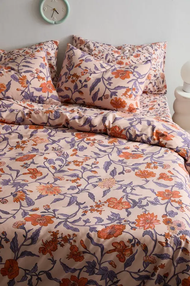 bdg urban outfitters Ella Vine Floral Pattern Duvet Cover Set