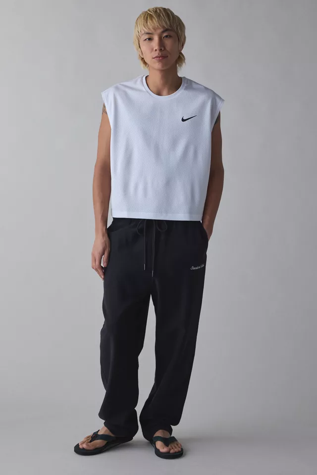 Bdg Urban Outfitters Nike UO Exclusive Cropped Swim Shirt