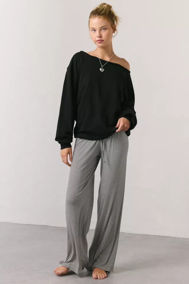 Bdg Urban Outfitters Out From Under Ariana Oversized Off-The-Shoulder Sweatshirt