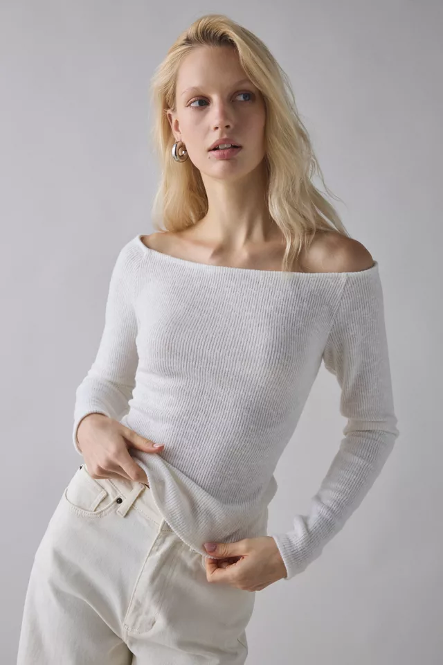 bdg urban outfitters ReMADE By UO Remnants Off-The-Shoulder Long Sleeve Cropped Tee