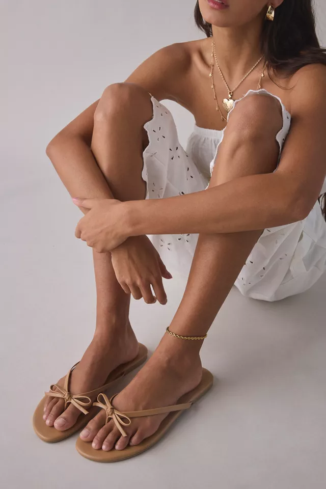 bdg urban outfitters Seychelles Wish List Sleek Sandal