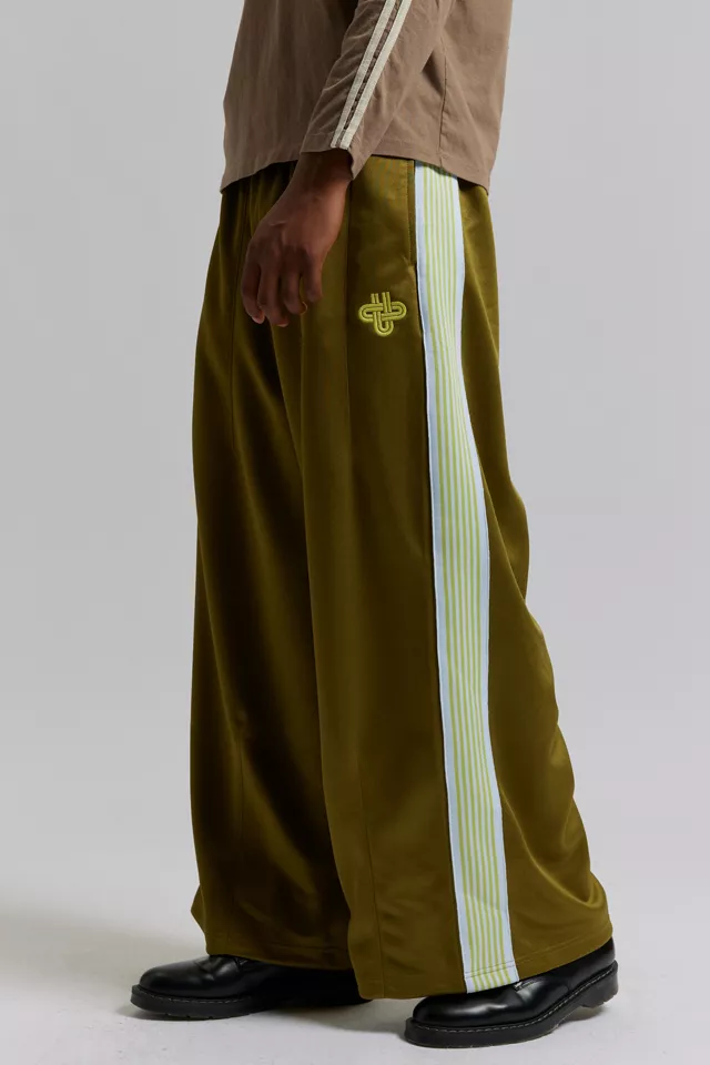 Bdg Urban Outfitters UO Mammoth Baggy Fit Track Pant