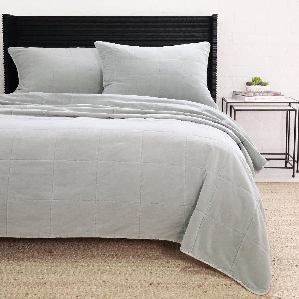 be home Amsterdam King Coverlet Shore Blue