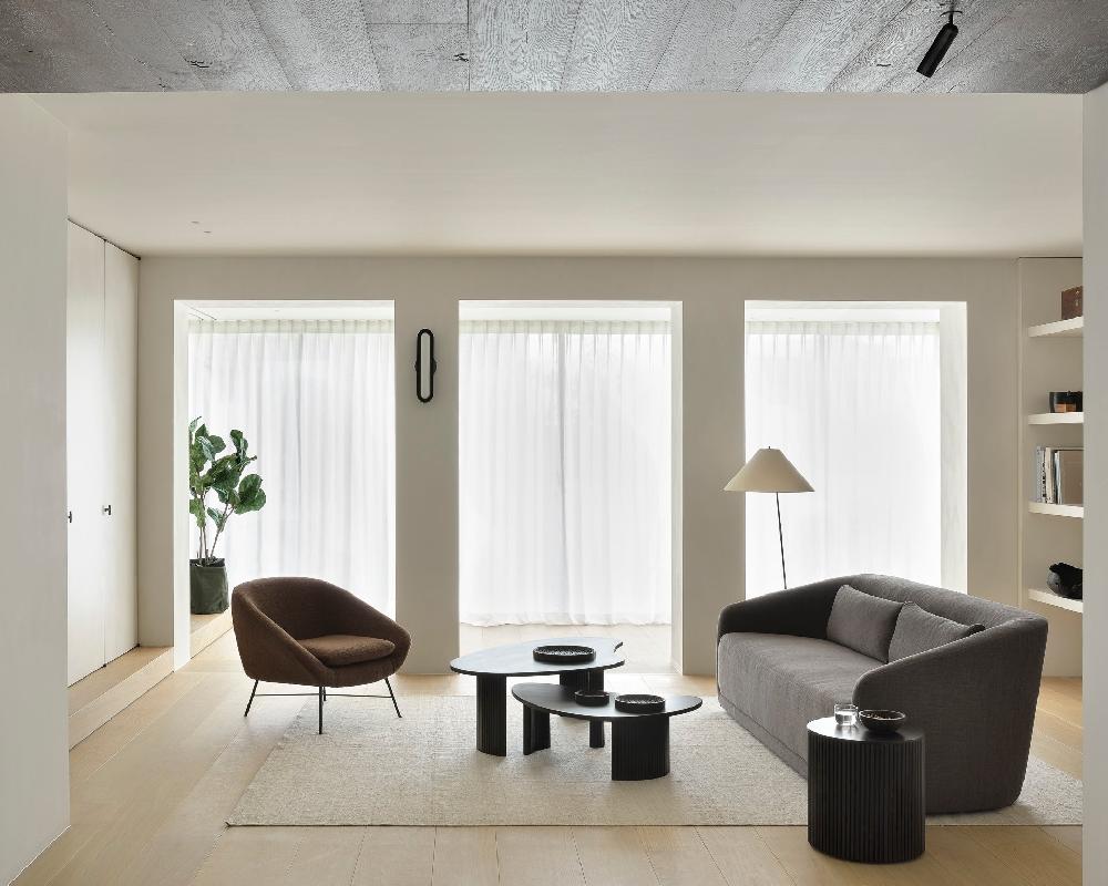 Be Home Barrow Lounge Chair Copper