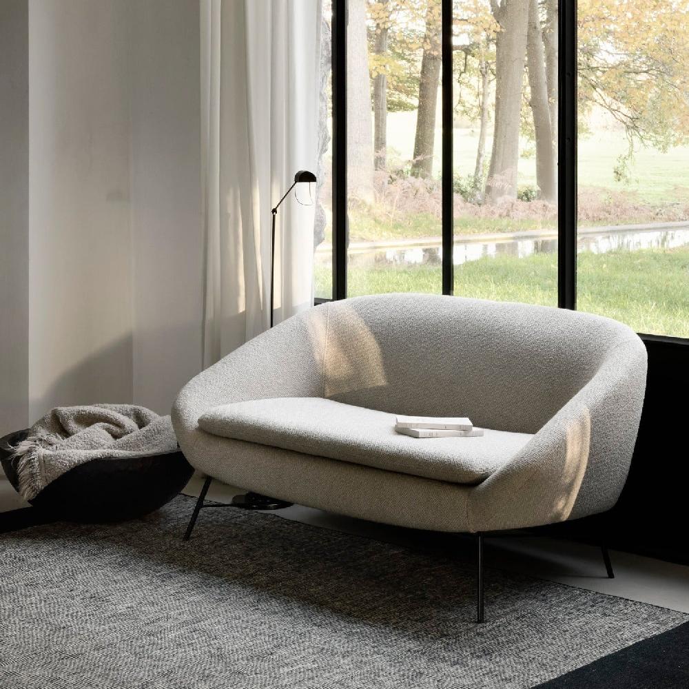 be home Black Dots Kilim Rug 5'6" x 7'9"