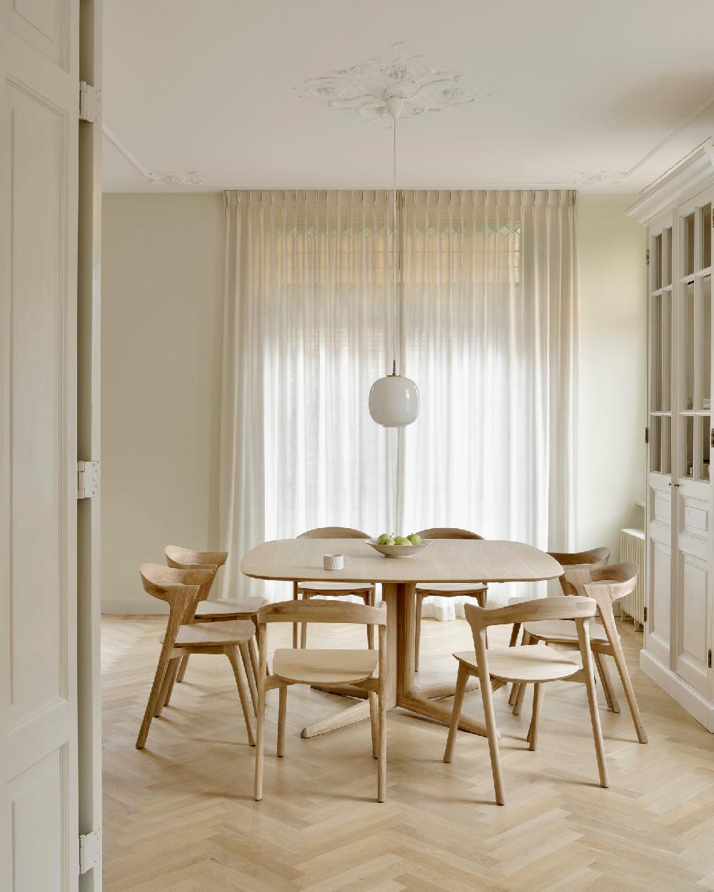 Be Home Corto Solid Oak Dining Table Square