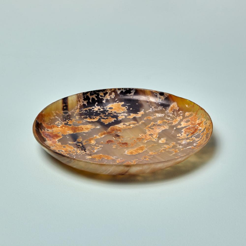 be home Horn Side Speckled Plate