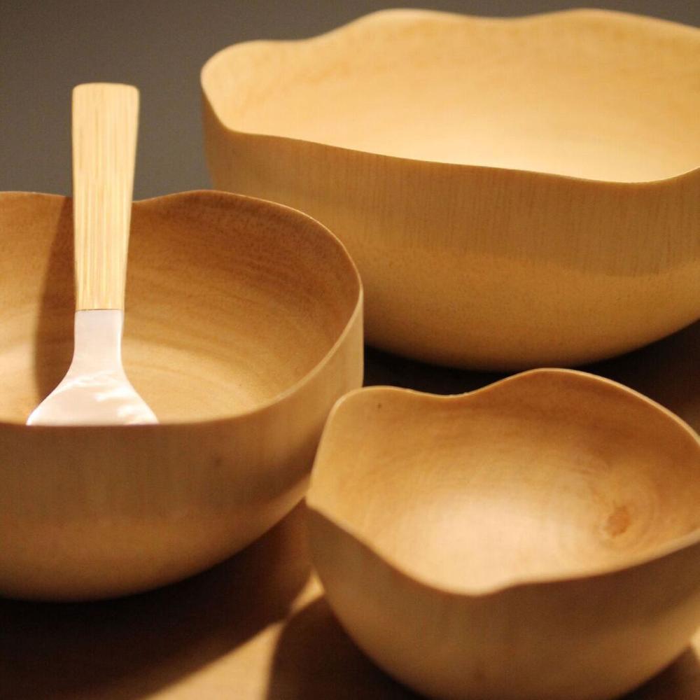 Be Home Kiln Mango Wood Wave Edge Bowl Medium