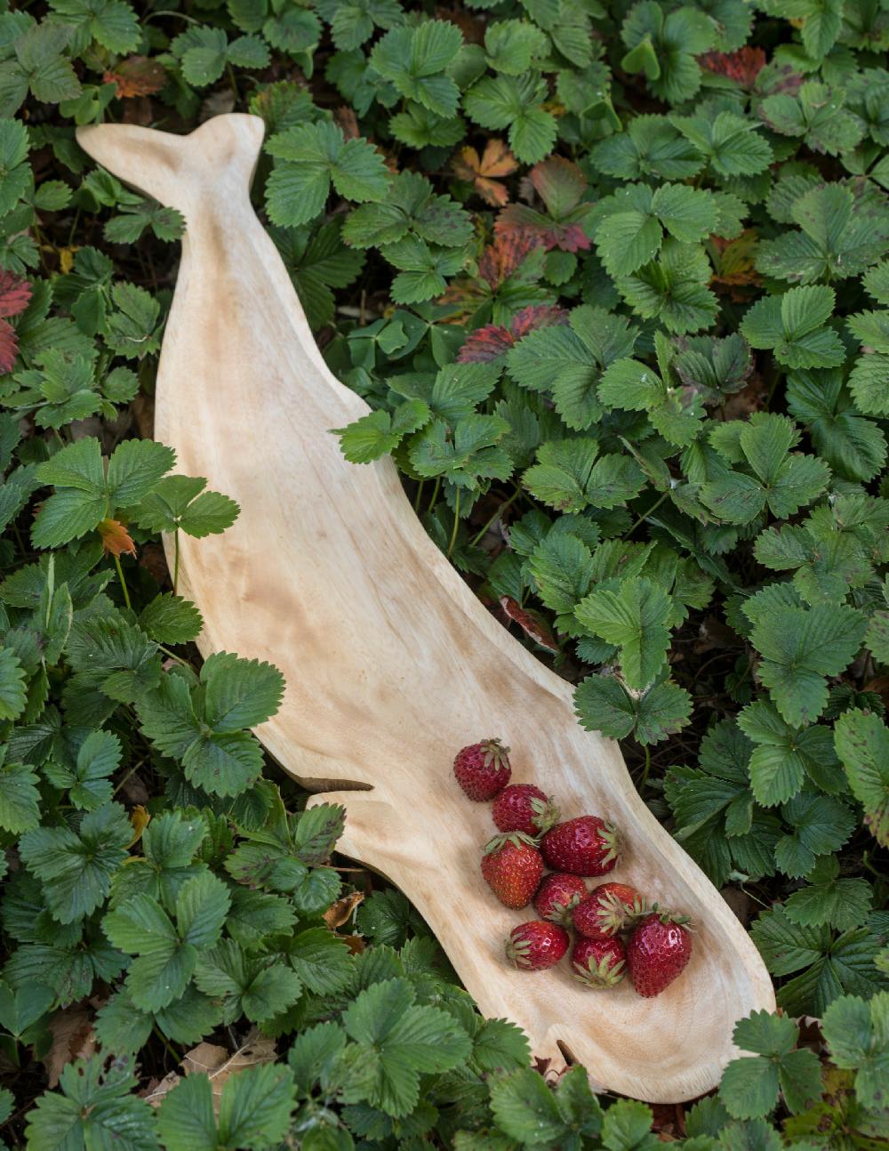 Be Home Kiln Mango Wood Whale Dish