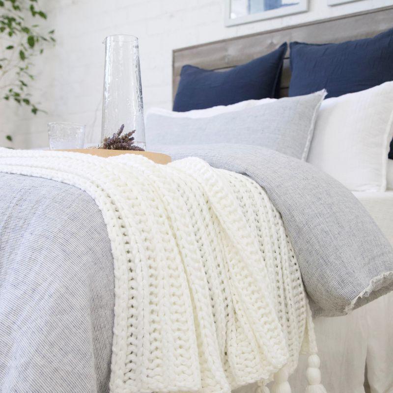 Be Home Logan Queen Duvet Navy