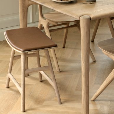 be home Osso Solid Oak Stool Cognac Leather