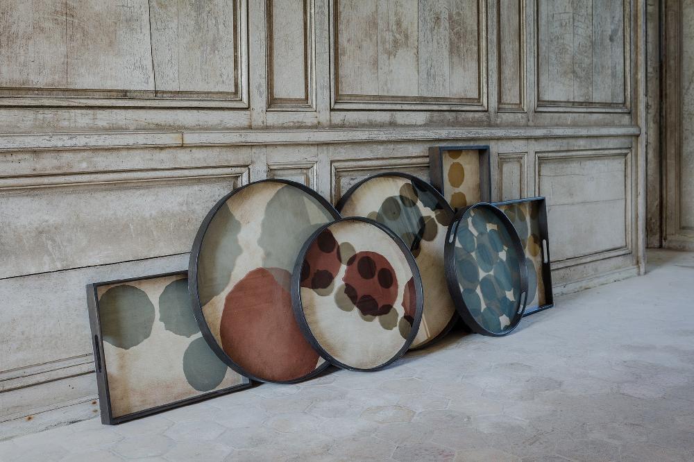 Be Home Round Connected Dots Glass Tray Small