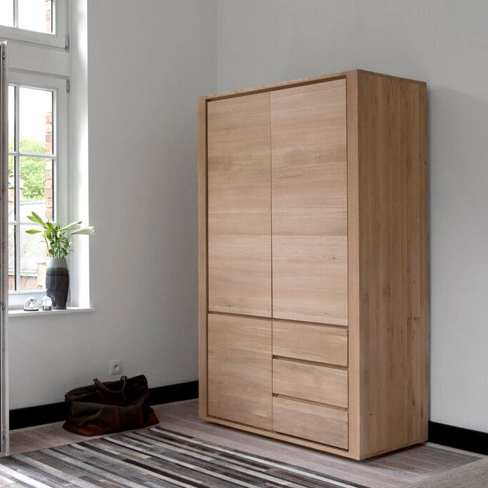 Be Home Shadow Oak Dresser