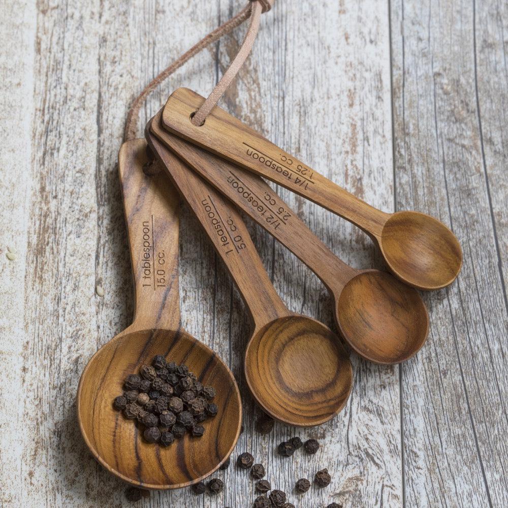 be home Teak Measuring Spoons Set