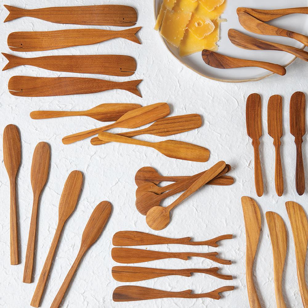 Be Home Teak Whale Spreaders Set Of 4