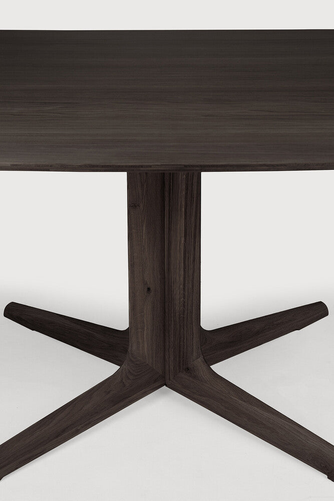Be Home Corto Dining Table Varnished Oak Brown Square