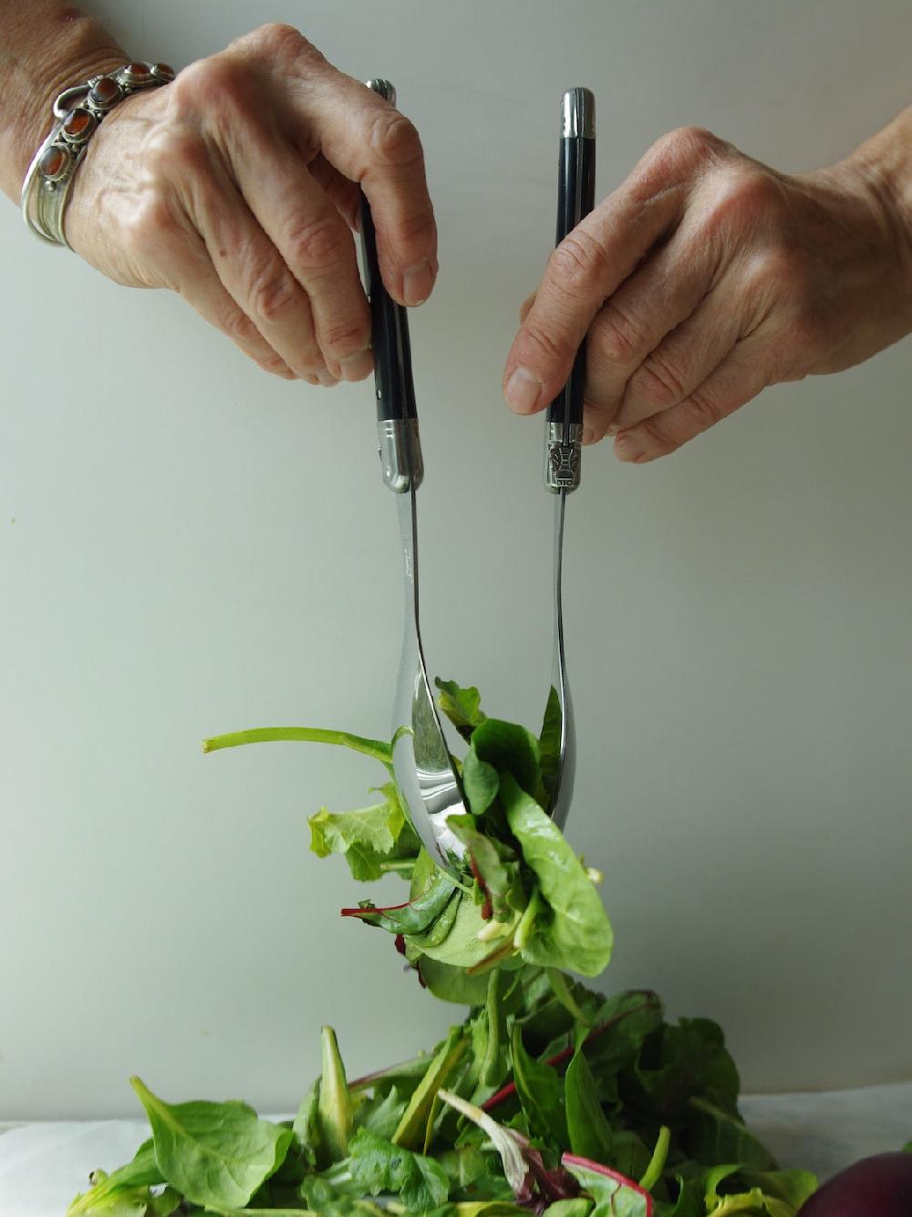 Be Home Laguiole Salad Serving Set Black In Wooden Box