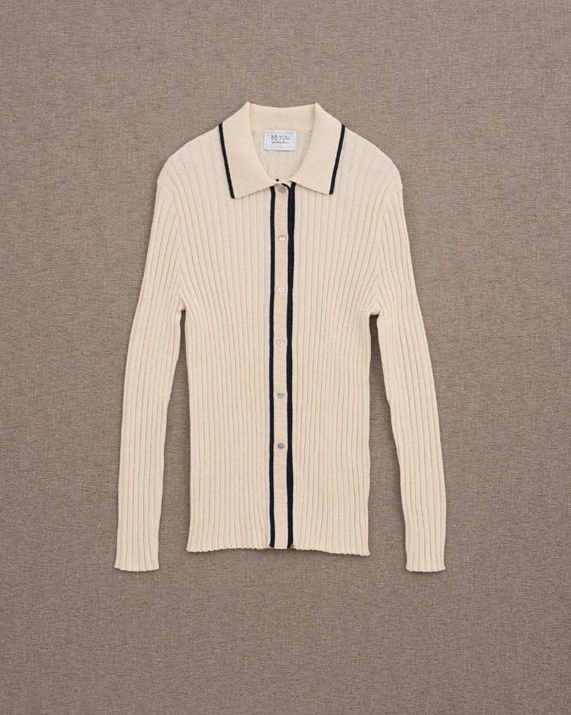 be you by geraldine alasio CONTRAST DETAILS "BE THE SOLUTION" CARDIGAN with polo neck butter/navy be you by geraldine alasio CONTRAST DETAILS "BE THE SOLUTION" CARDIGAN with polo neck butter/navy