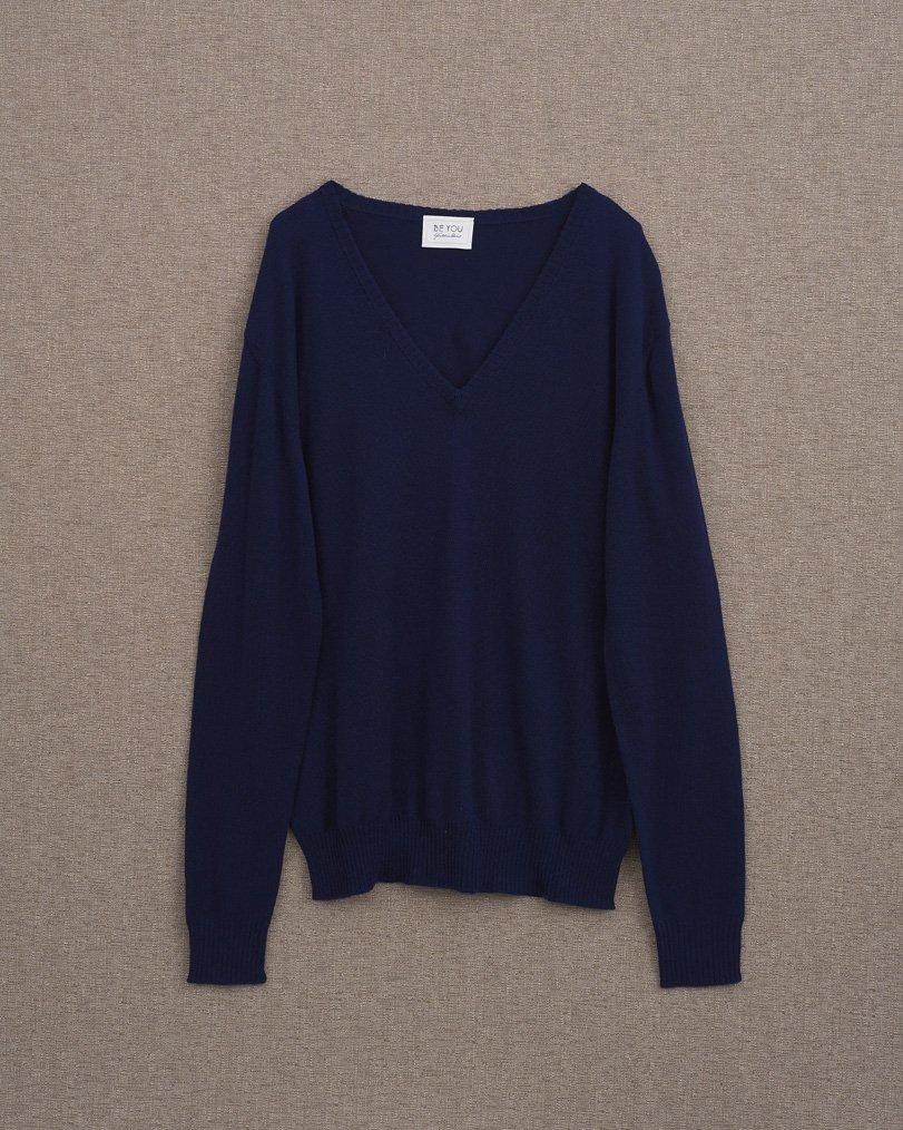 be you by geraldine alasio SOLID "BE MY CHANGE" V-NECK summer blue be you by geraldine alasio SOLID "BE MY CHANGE" V-NECK summer blue