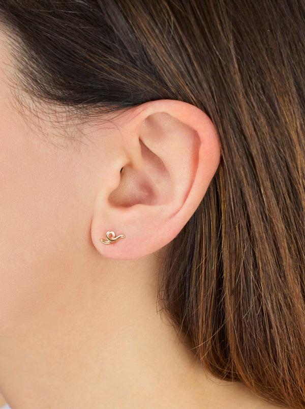 Bea Bongiasca MINI LOOP SINGLE EARRING ~ IN GOLD